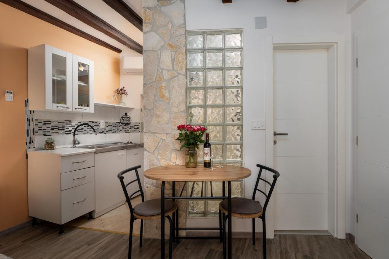 Appartamento Casa Albina Rovigno Esterno foto