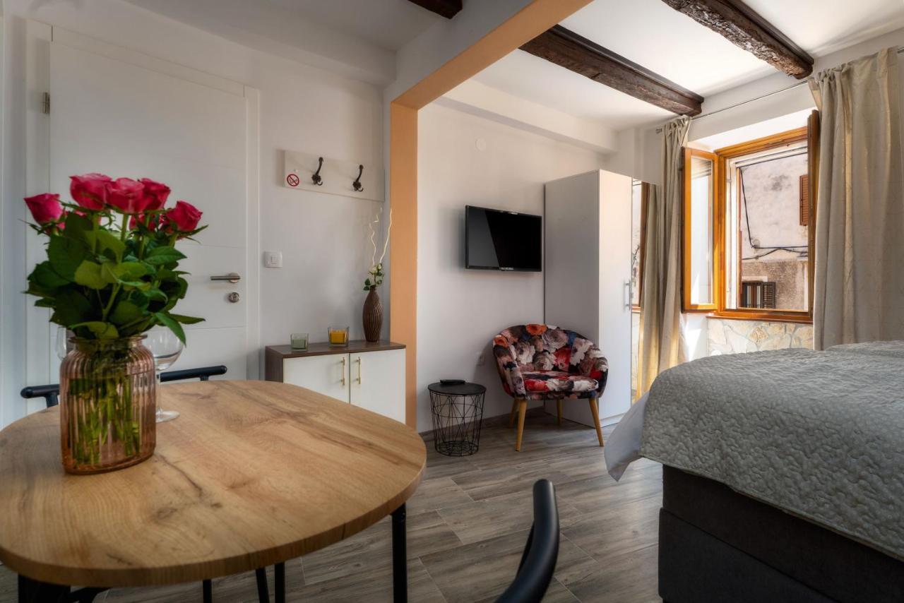 Appartamento Casa Albina Rovigno Esterno foto