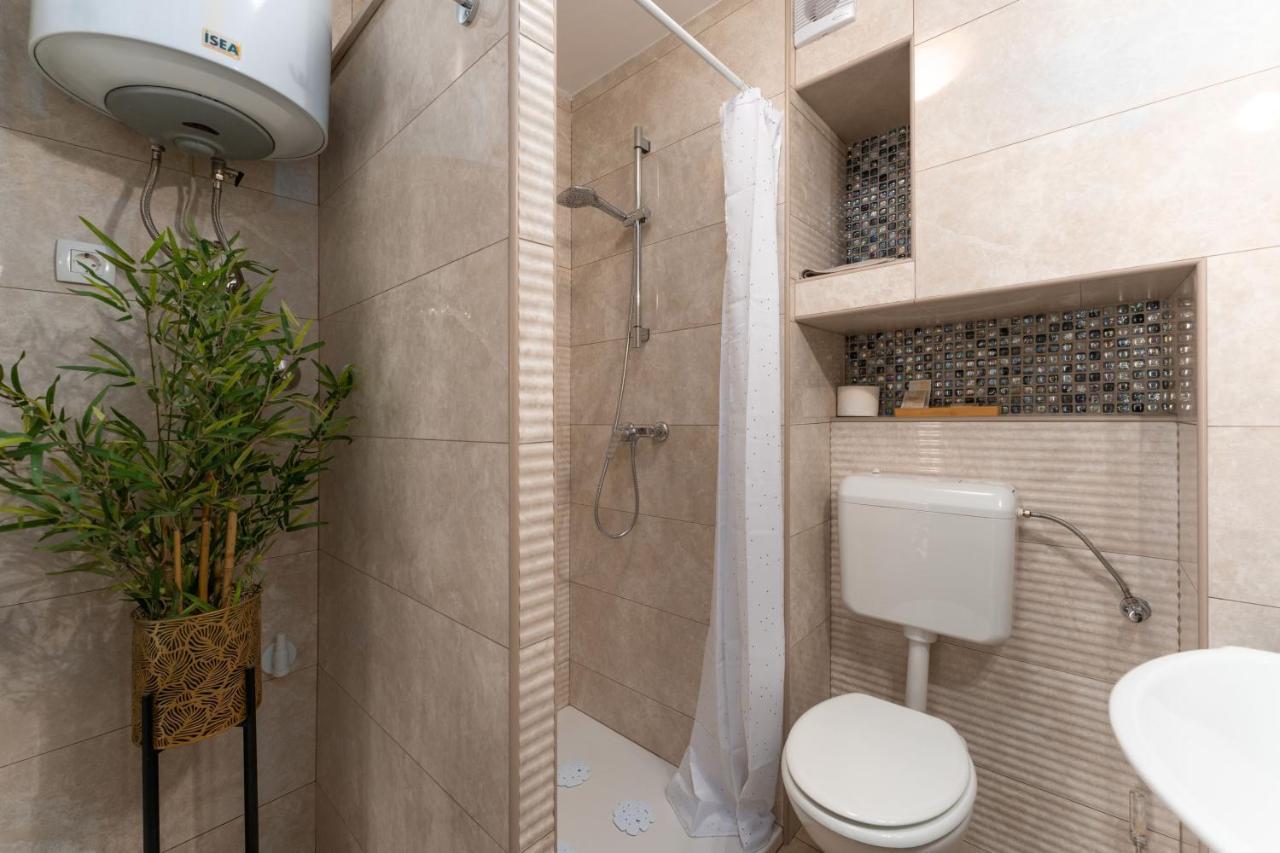 Appartamento Casa Albina Rovigno Esterno foto